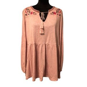 Torrid Soft Pink Embroidered Floral Shoulder Blouse size XXL